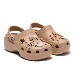 Sandália Feminina Crocs EVA com Botons - Imagem 12