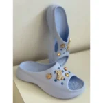 Chinelo Feminino Slide Nuvem com Botons - Imagem 13