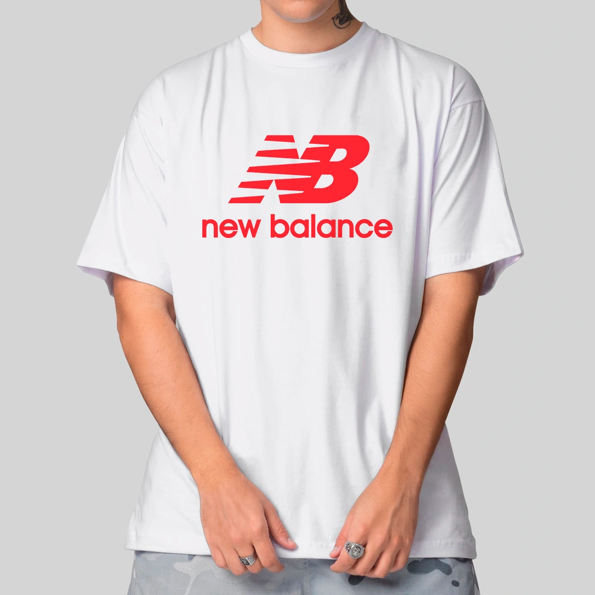 Camiseta Oversized Masculina New Balance Estilo e Conforto Camiseta Oversized Masculina New Balance Estilo e Conforto